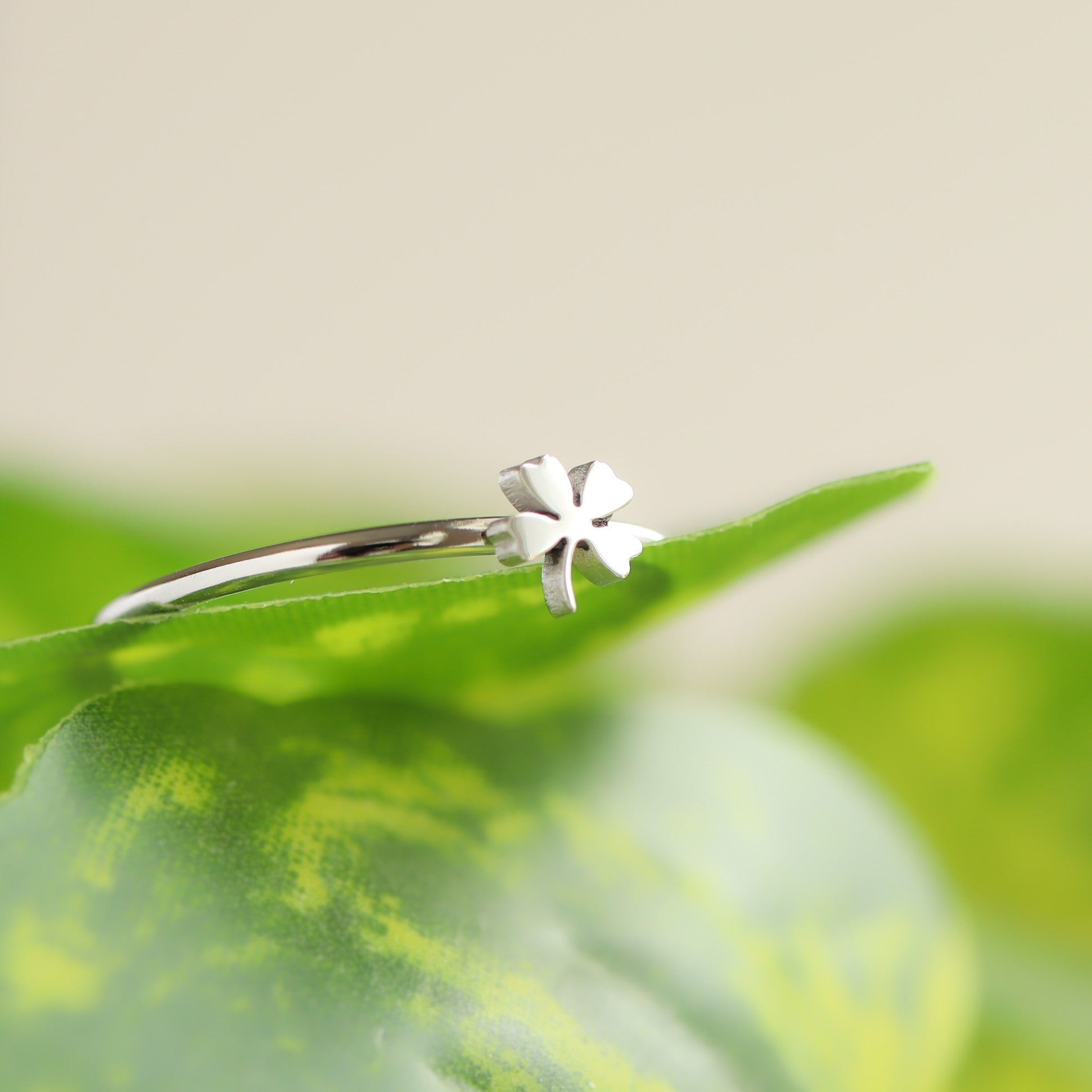 Four Leaf Clover Ring – 18K Gold PVD Stainless Steel | Hypoallergenic Waterproof Jewelry - Ring | Sunflower Soul Boutique
