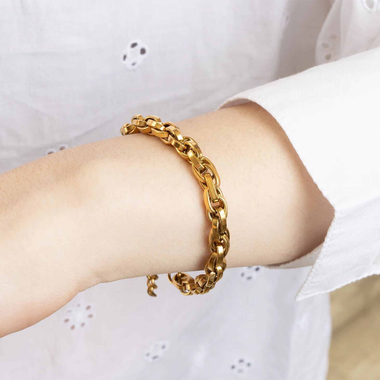 Gold Chain Bracelet - 18K Gold Plated Double Oval Link Adjustable Stainless Steel - Bracelets | Sunflower Soul Boutique