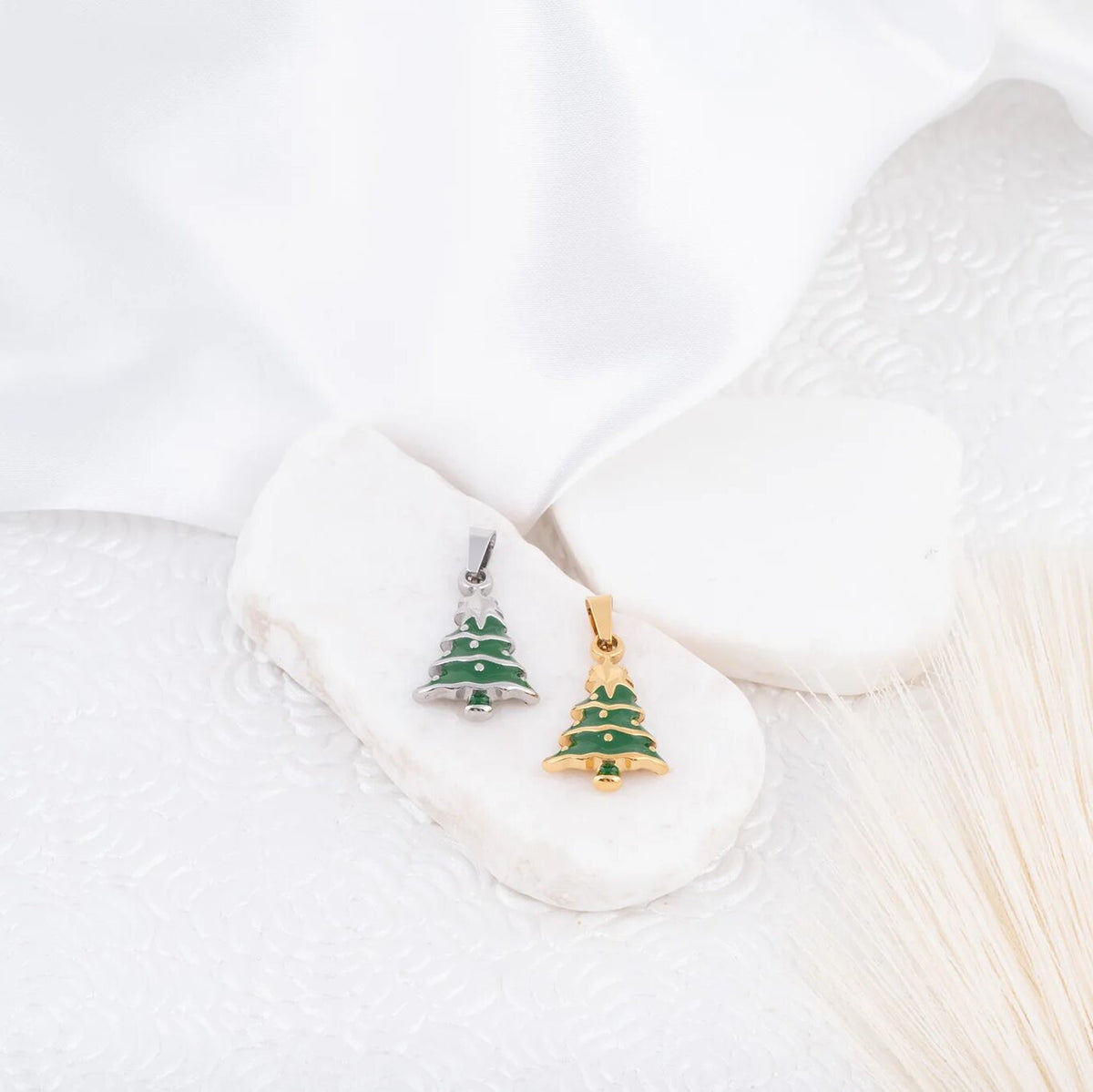 Wholesale Jewelry 18k Gold PVD Stainless Steel Christmas Tree Charm-gold and silver studio 