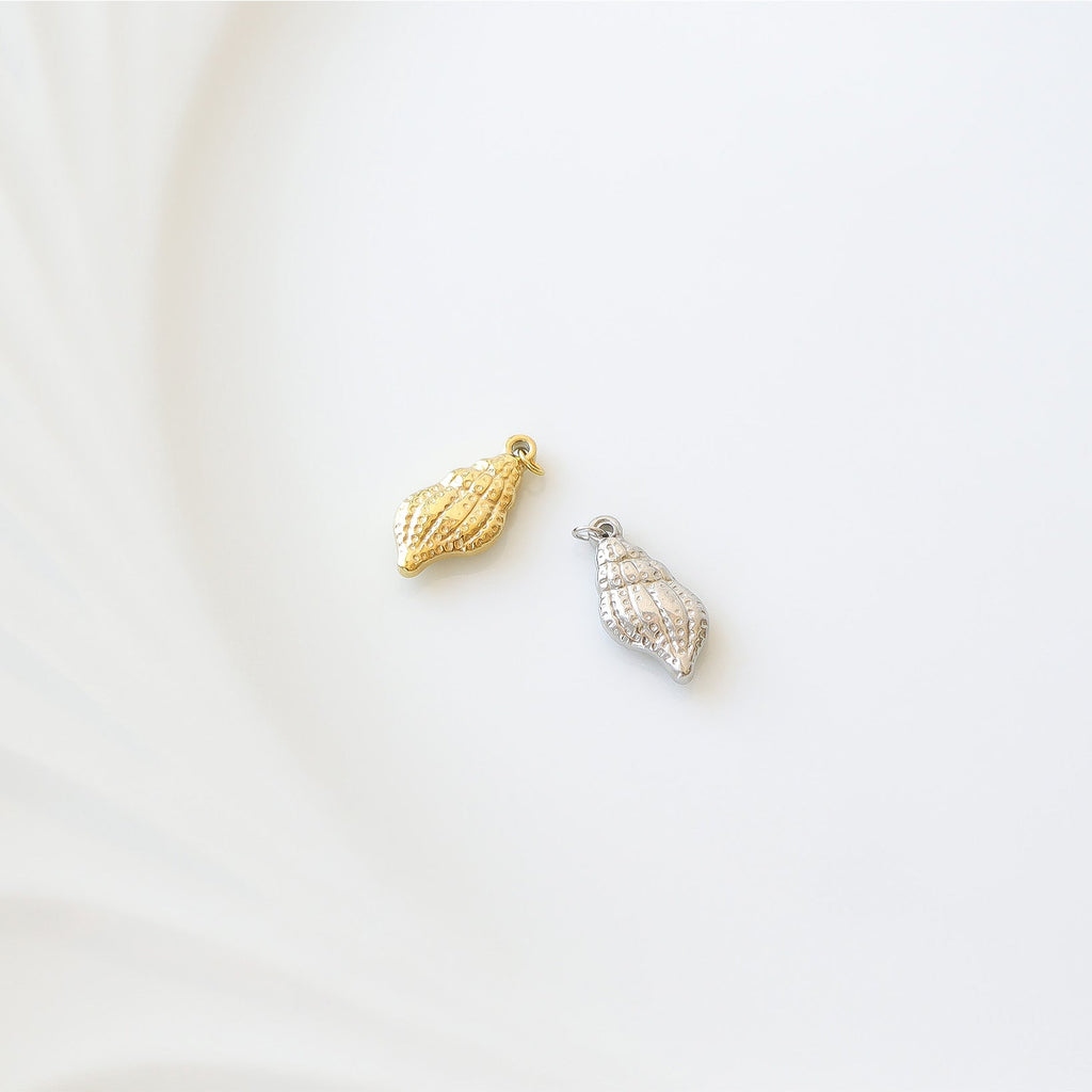 Gold Conch Charm – 18K Gold PVD Coated Stainless Steel Seashell Pendant - charm | Sunflower Soul Boutique