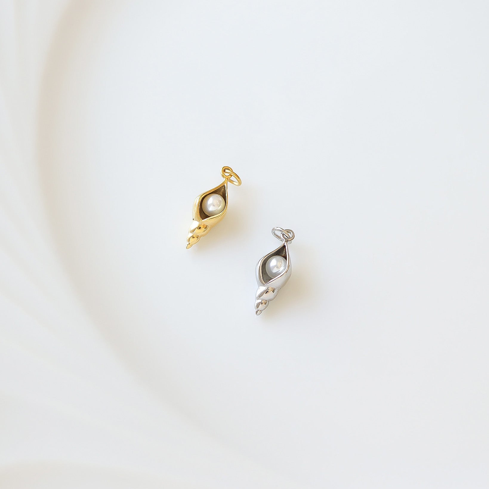 Gold Conch Shell Charm – 18K Gold Pendant Necklace | Waterproof Marine Jewelry - charm | Sunflower Soul Boutique