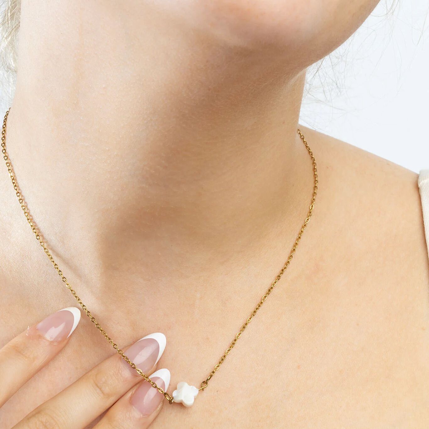 Gold Connector Charm – Floral Mother of Pearl Jewelry Connector Piece | Hypoallergenic PVD Gold - Charms | Sunflower Soul Boutique