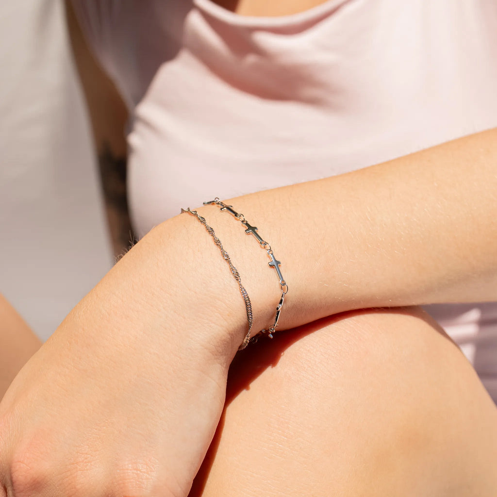 Gold Cross Bracelet – 18K Gold Jewelry | Hypoallergenic Stainless Steel Chain Link - Bracelets | Sunflower Soul Boutique