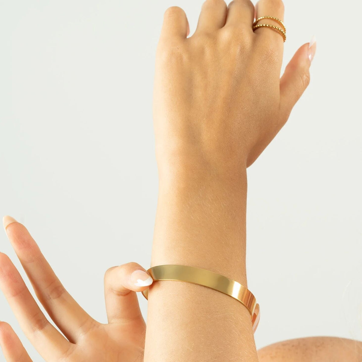 Wholesale jewelry 14K Gold Filled Plus™ Cuff Bracelet- Model