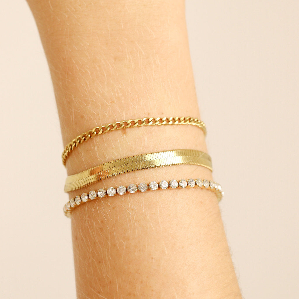 Gold Herringbone Bracelet – 18K Gold Chain With Durable Stainless Steel Lobster Clasp - Bracelets | Sunflower Soul Boutique