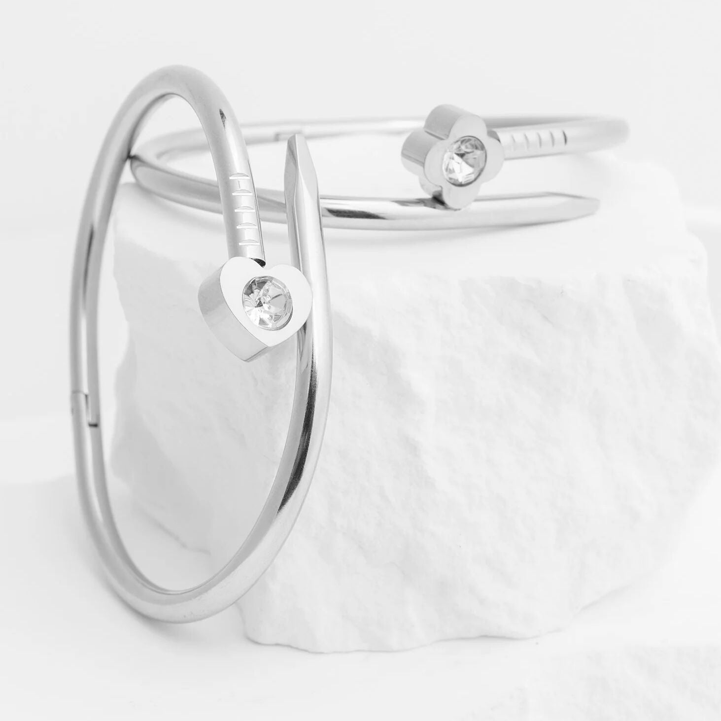 Gold Nail Bangle – 18K Gold PVD Coated Stainless Steel Floral Bracelet - Bracelets | Sunflower Soul Boutique