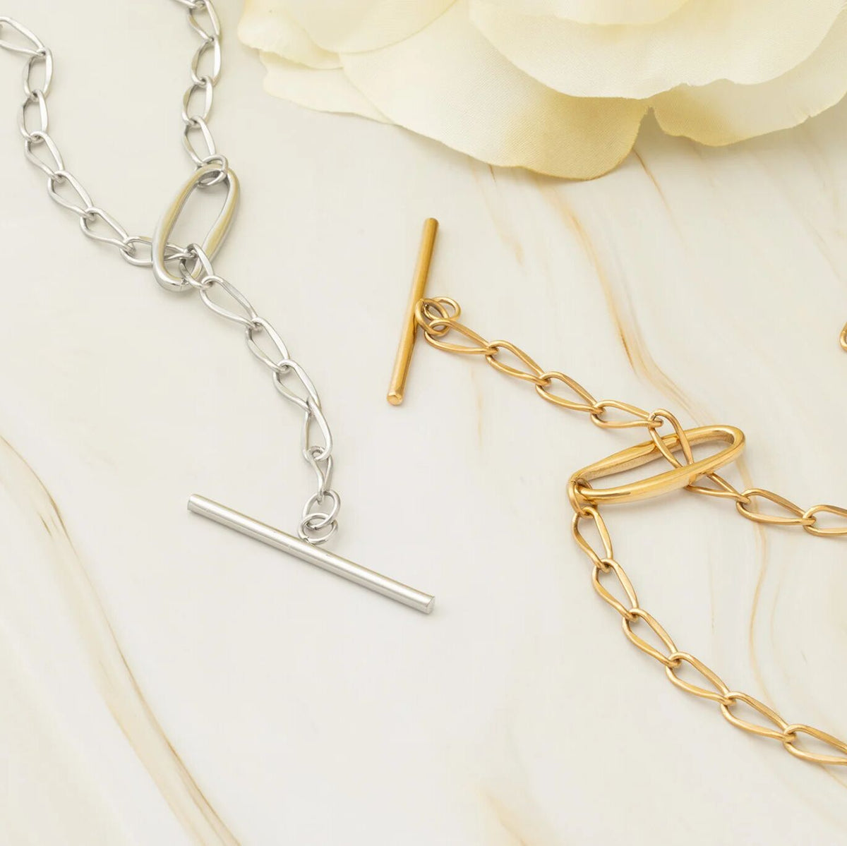 18K Gold PVD Stainless Steel Oval Link Toggle Chain Necklace- gold and silver studio