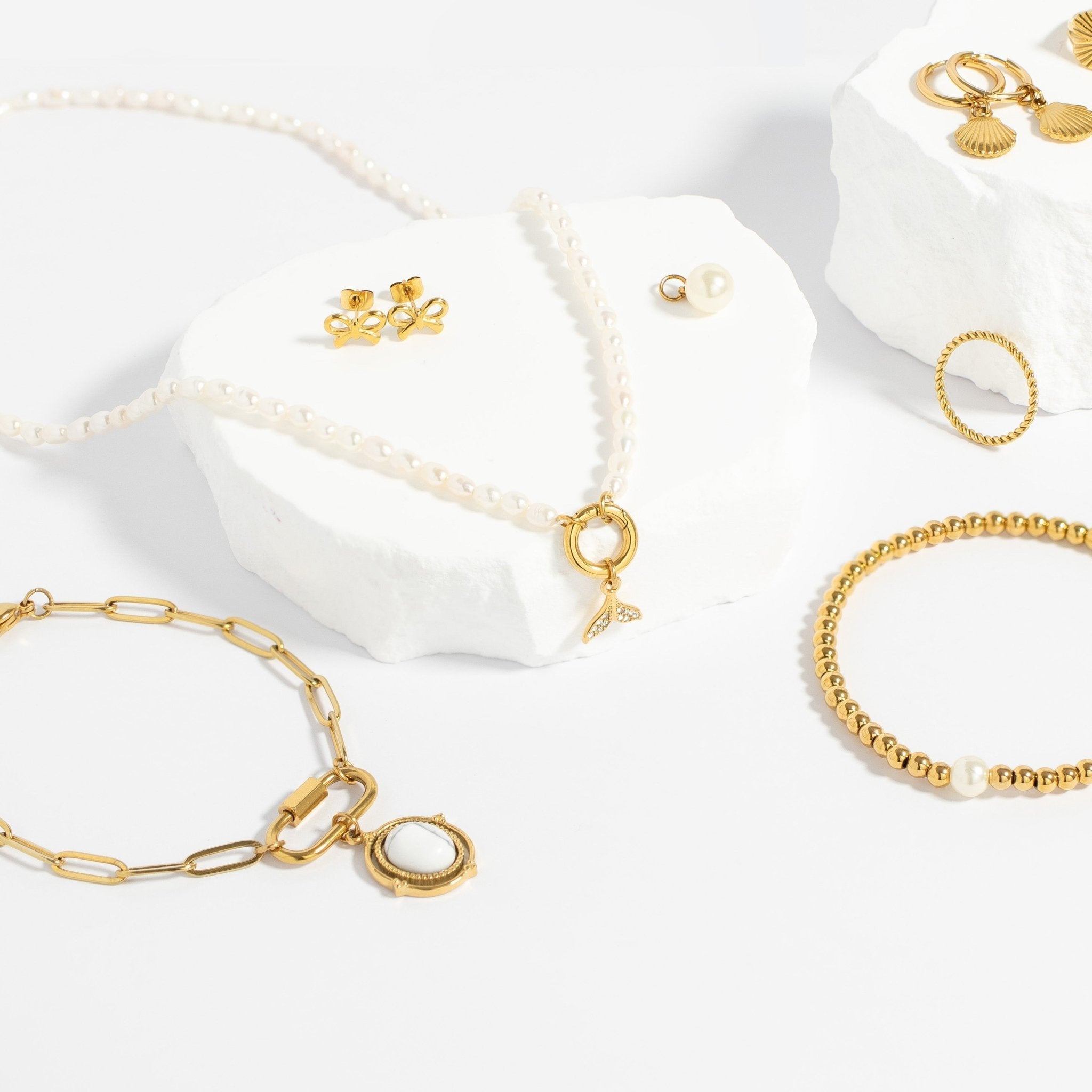Gold Paperclip Bracelet – Waterproof Stainless Steel Carabiner Clasp Jewelry - bracelet | Sunflower Soul Boutique