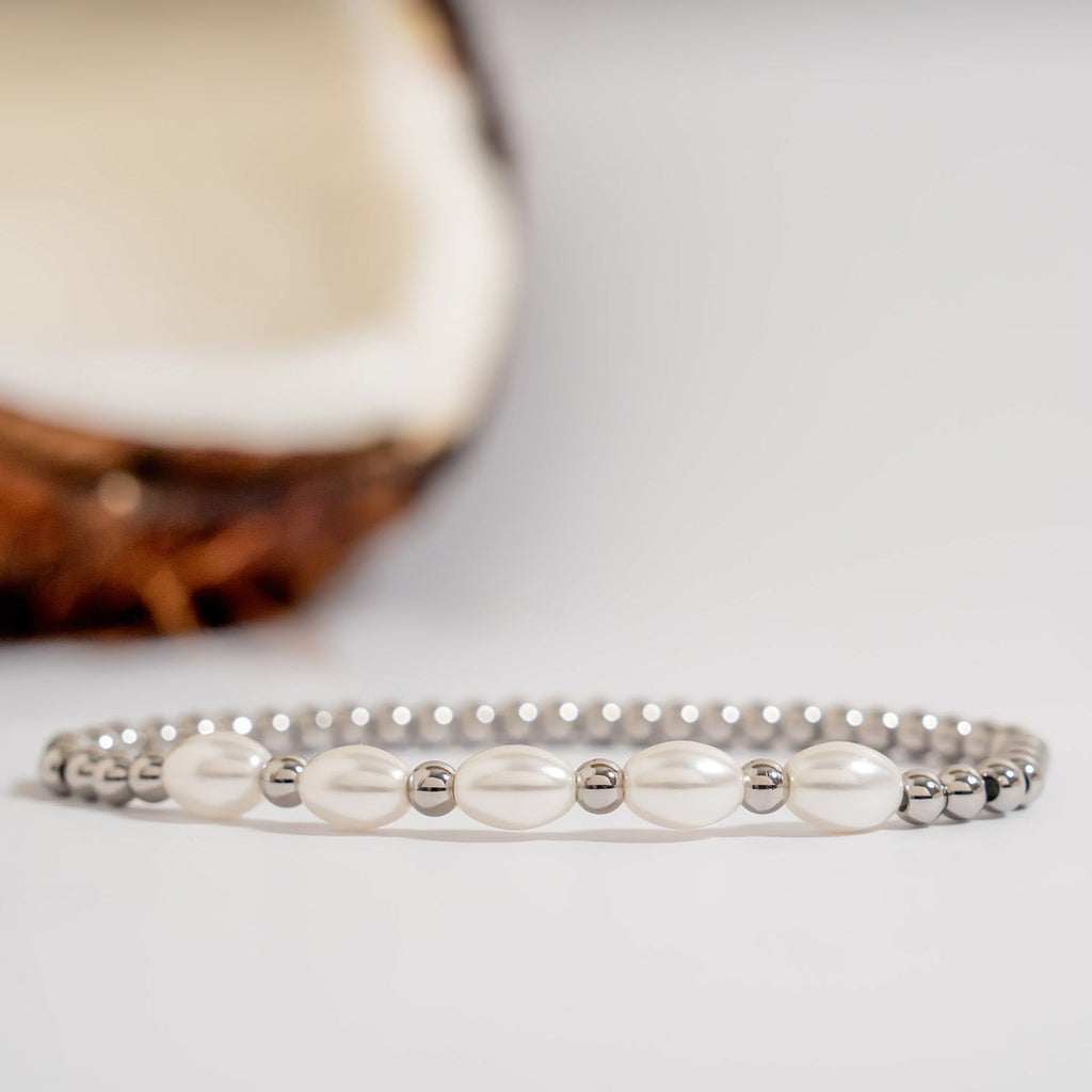 Gold Pearl Bracelet – Stretch Beaded Bracelet With 18K Gold PVD Coating - Bracelets | Sunflower Soul Boutique