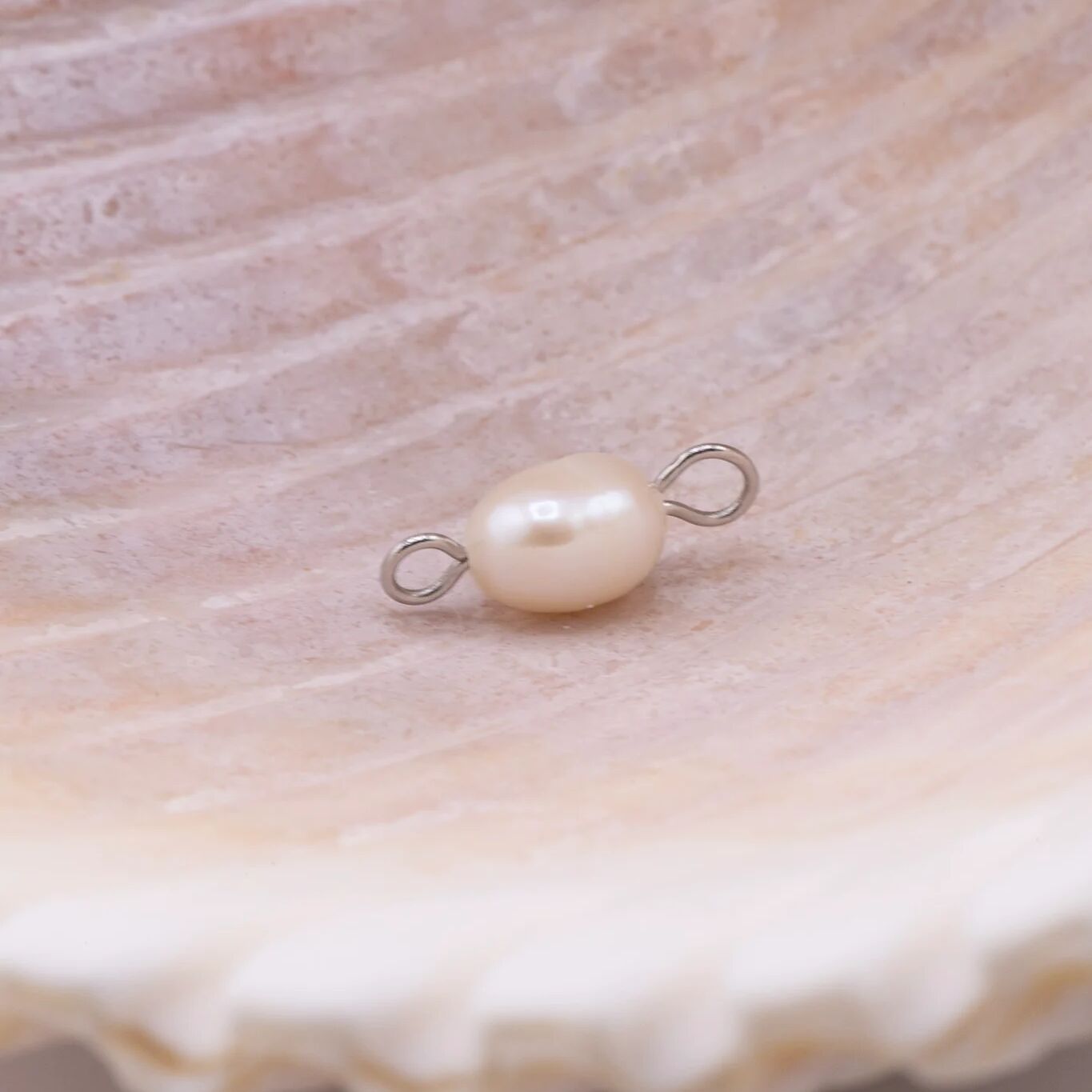 Gold Pearl Connector – 18K Gold Charm | Freshwater Pearl Jewelry Accessory - Charms | Sunflower Soul Boutique