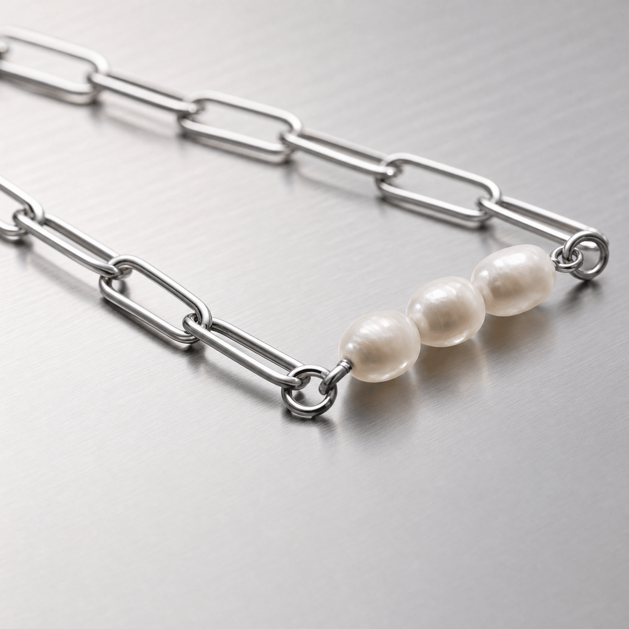 Gold Pearl Connector Charm – 18K Gold PVD Triple Freshwater Pearl Jewelry - Charms | Sunflower Soul Boutique