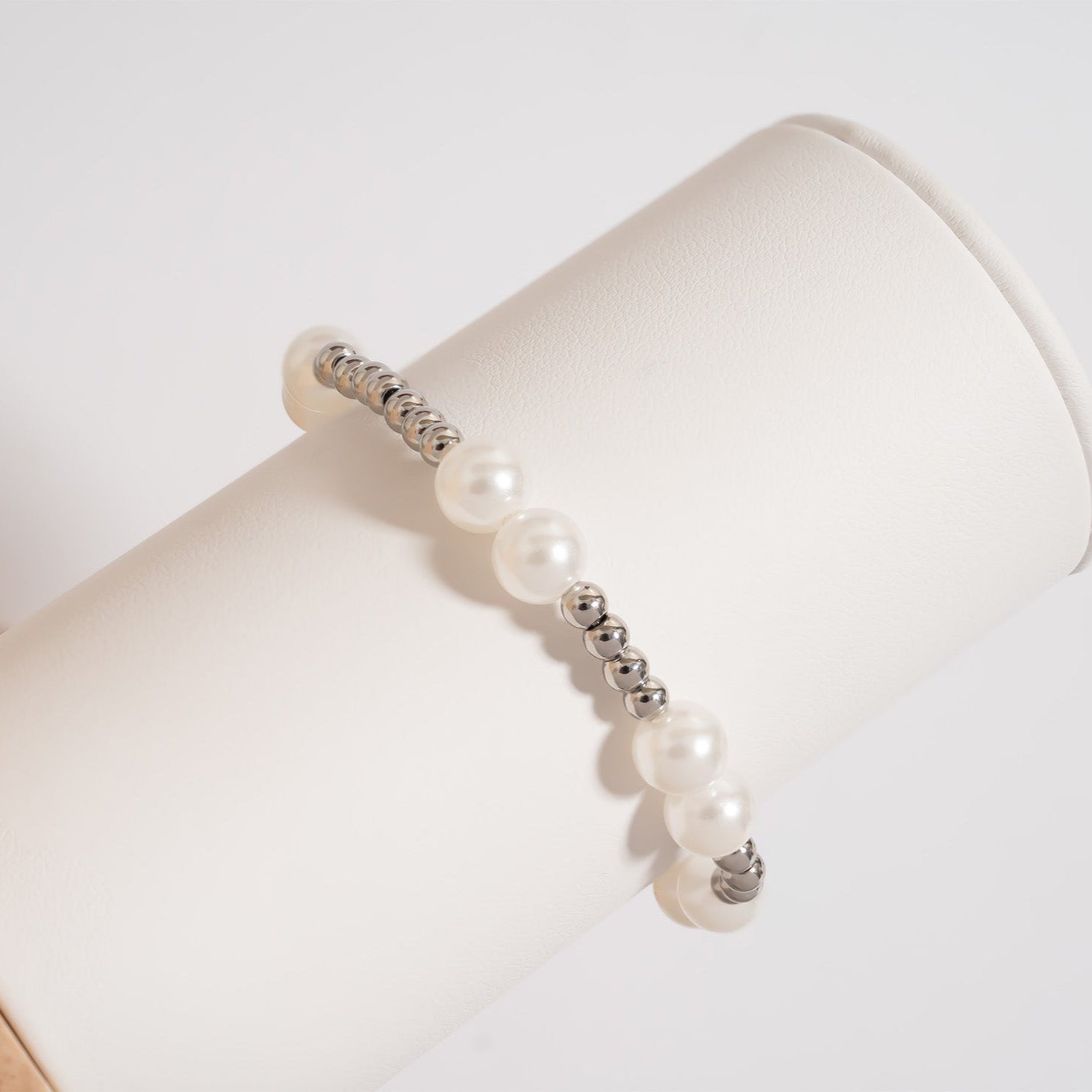 Gold Pearl Stretch Bracelet – Adjustable Fit with 8mm Glass Pearls & Tarnish Resistant Finish - Bracelets | Sunflower Soul Boutique