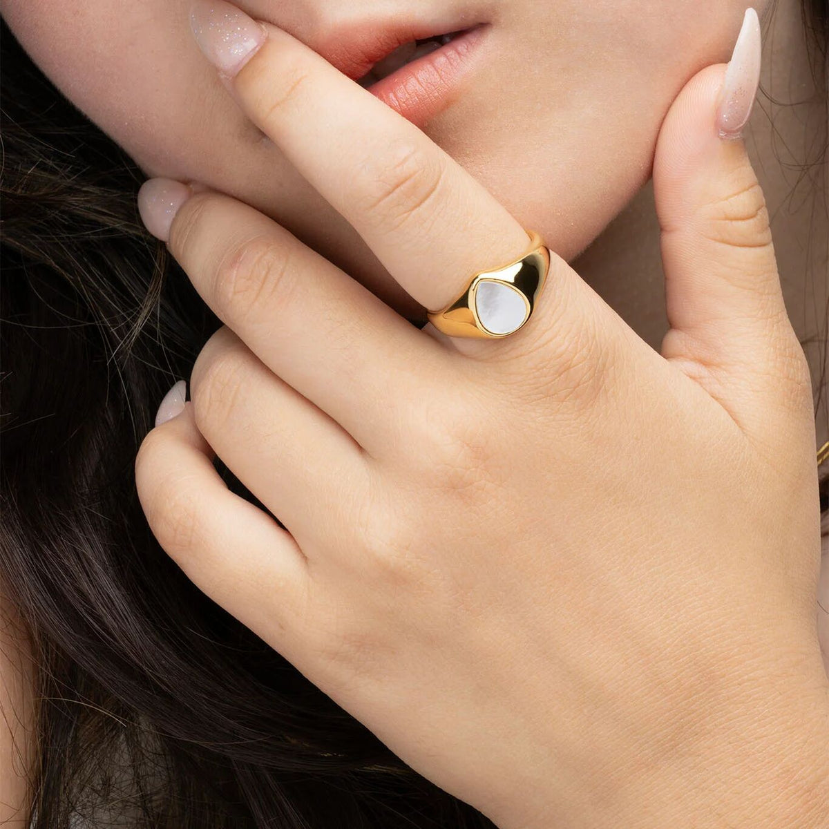18K Gold PVD Stainless Steel Tear Drop MOP Signet Ring- gold model