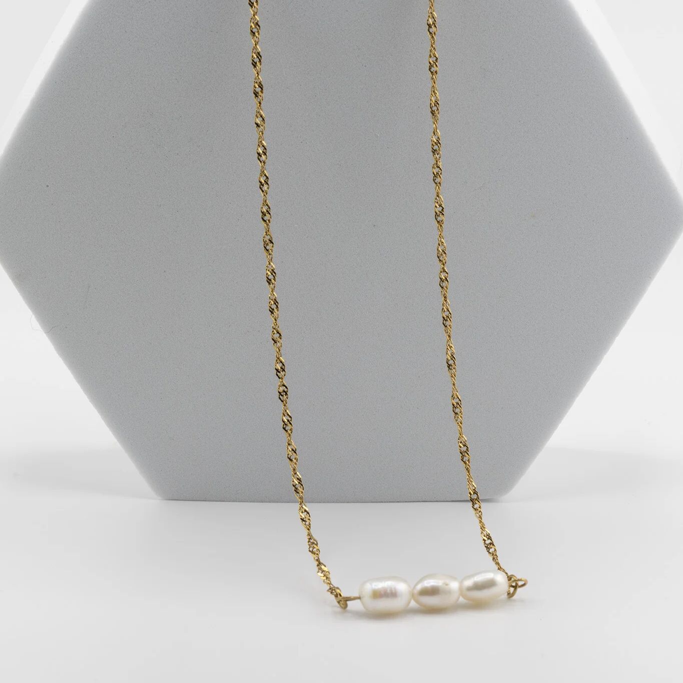 Gold Singapore Chain 18K Gold Necklace | Sparkling Stainless Steel Split Chain - Necklaces | Sunflower Soul Boutique