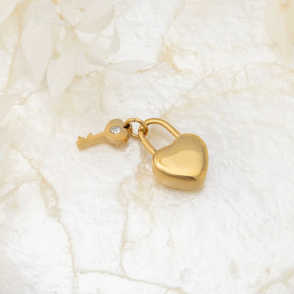 18K Gold PVD Stainless Steel Heart Lock and Key Charm- gold studio 