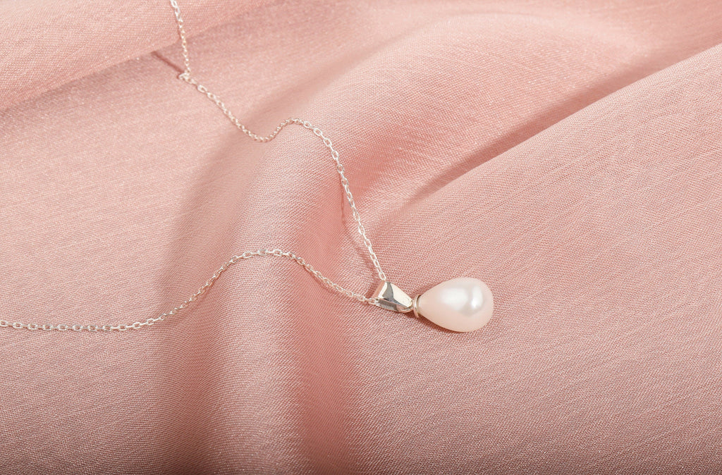 Freshwater Pearl Necklace, Handmade 14K Gold, Adjustable 16-18 Inch