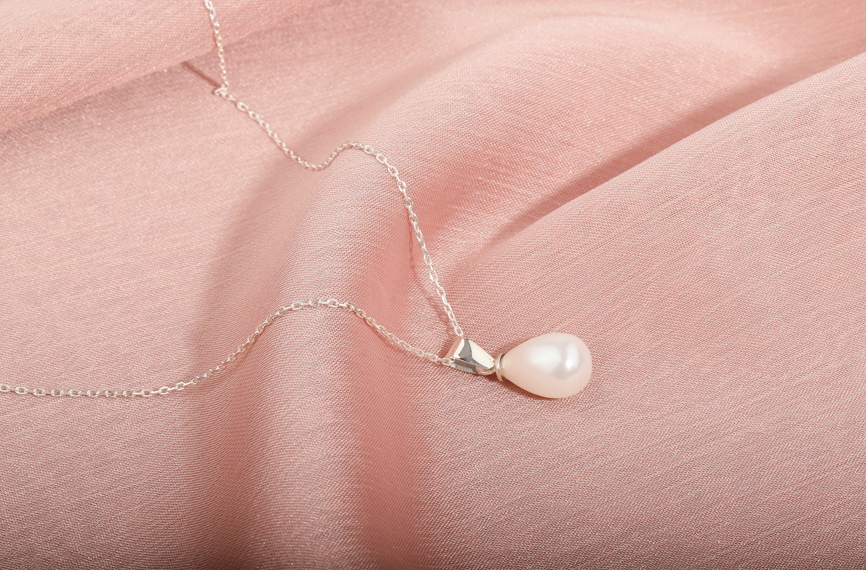 Freshwater Pearl Necklace, Handmade 14K Gold, Adjustable 16-18 Inch