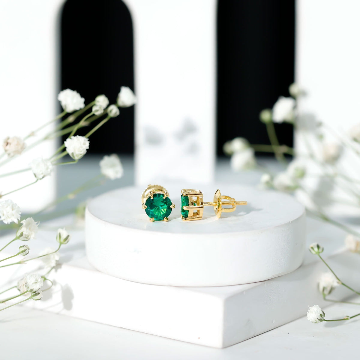 Lab Created Emerald Earrings – Solitaire Claw Set Screw Back Studs, AAAA Quality
