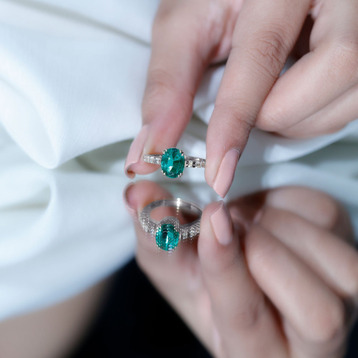 Lab Created Emerald Ring – 3 Carat Oval Cut Solitaire Emerald Diamond Ring