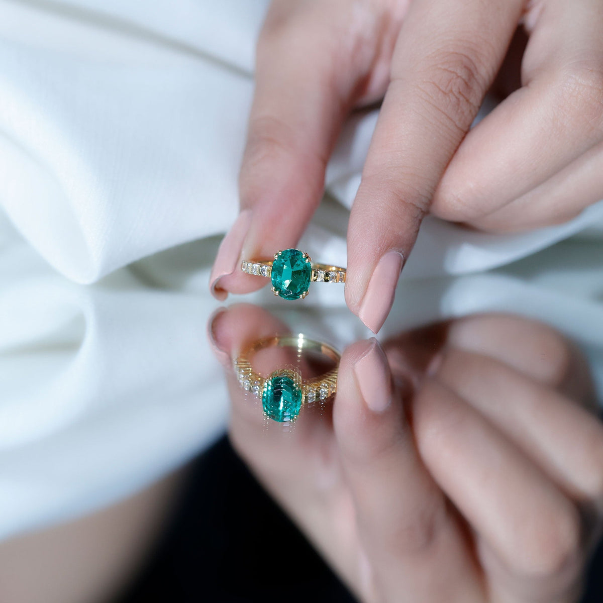 Lab Created Emerald Ring – 3 Carat Oval Cut Solitaire Emerald Diamond Ring
