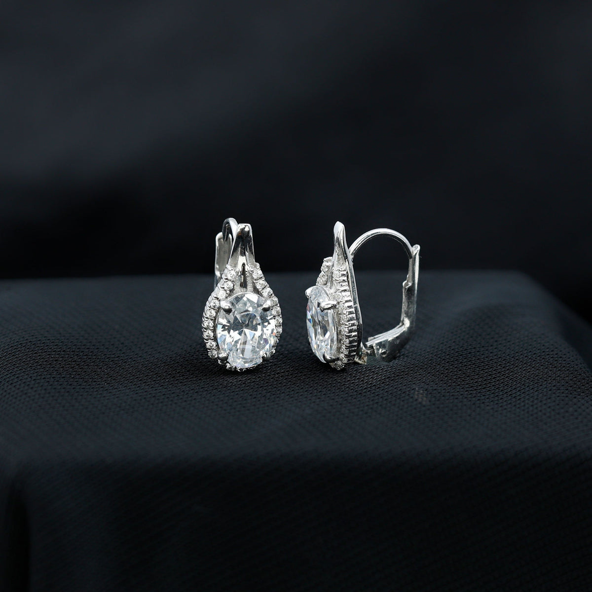 Lab Grown Diamond Earrings – Certified 2.5 Carat Oval Halo Studs With Lever Back Closure