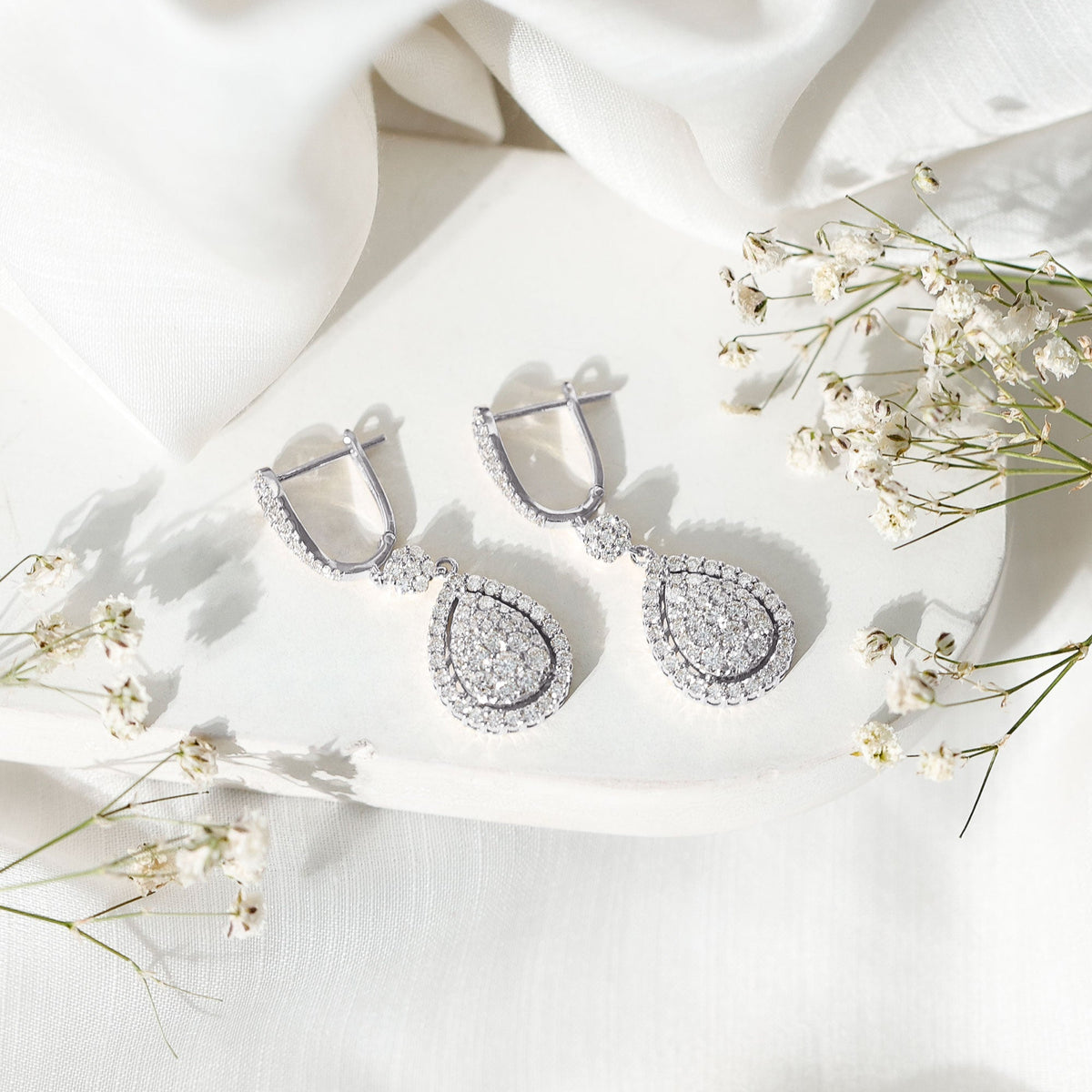 Lab Grown Diamond Earrings - Elegant Bridal Drop Earrings with Round Cut Diamonds