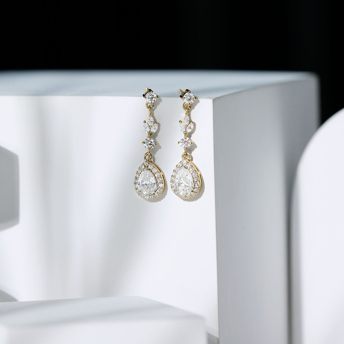 Lab Grown Diamond Earrings – Elegant Diamond Dangle Earrings With Pear Shaped Diamonds