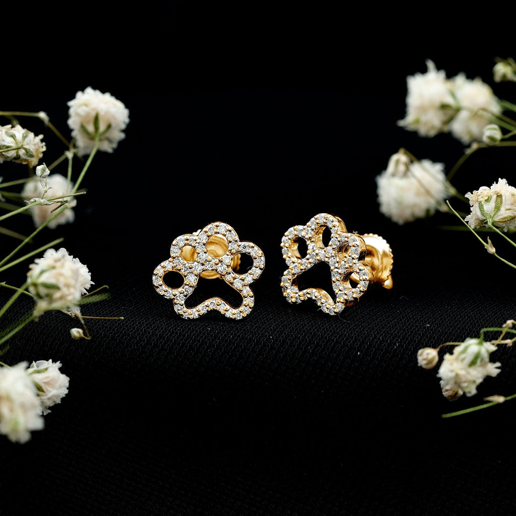 Lab Grown Diamond Earrings – Paw Print Studs With Prong Setting Design