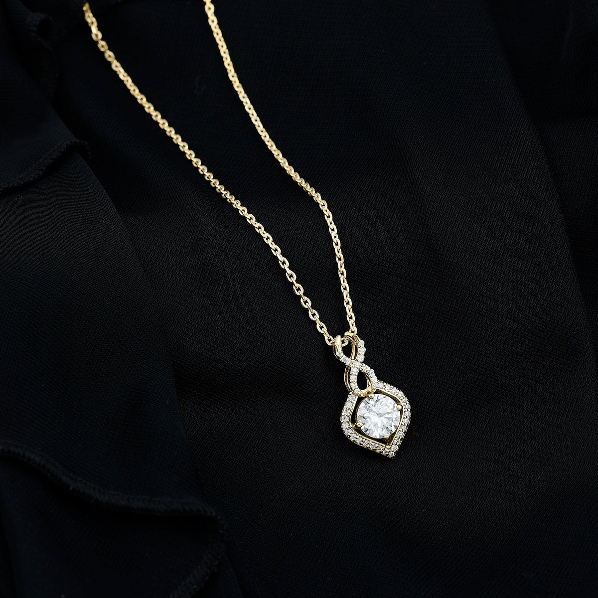 Lab Grown Diamond Necklace – 2 Carat Round Cut Pendant With Infinity Loop Design