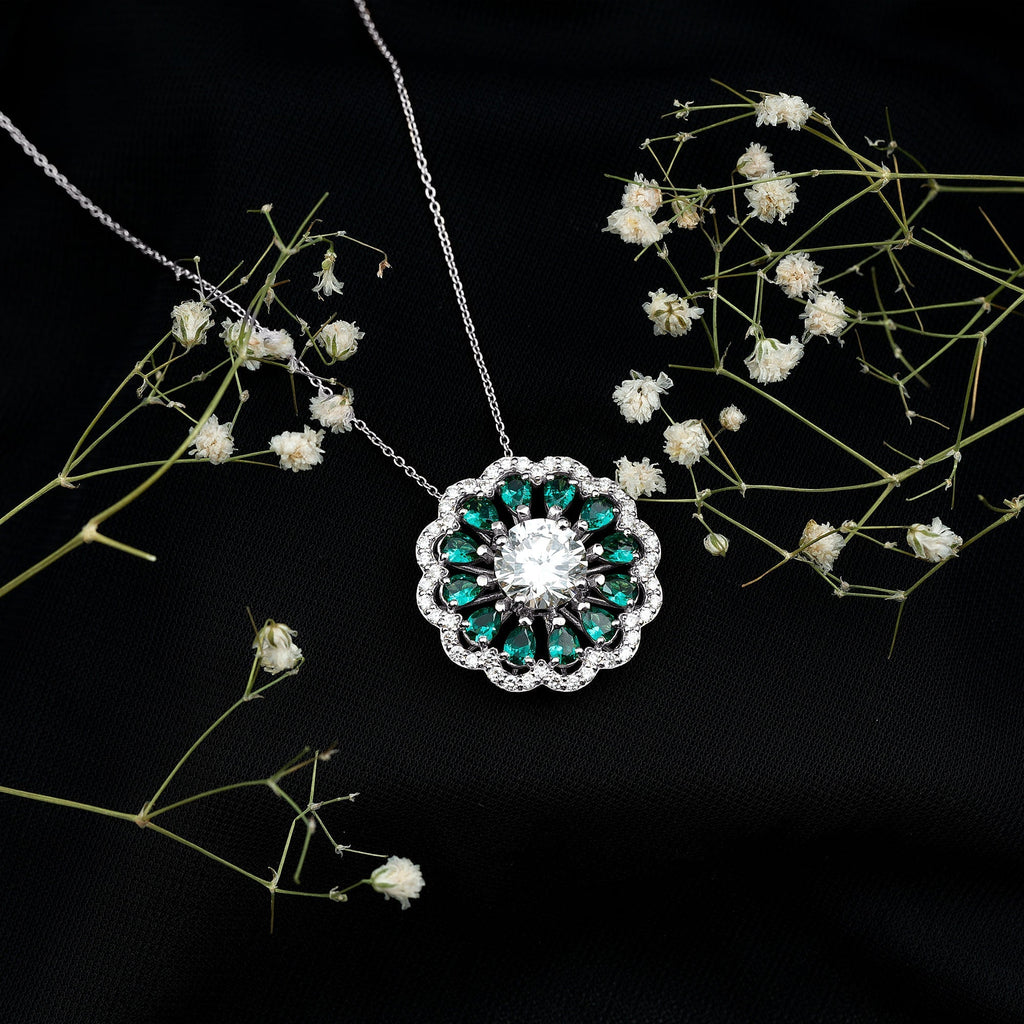 Lab Grown Diamond Necklace – 3 Carat Bridal Flower Pendant With Emerald Halo