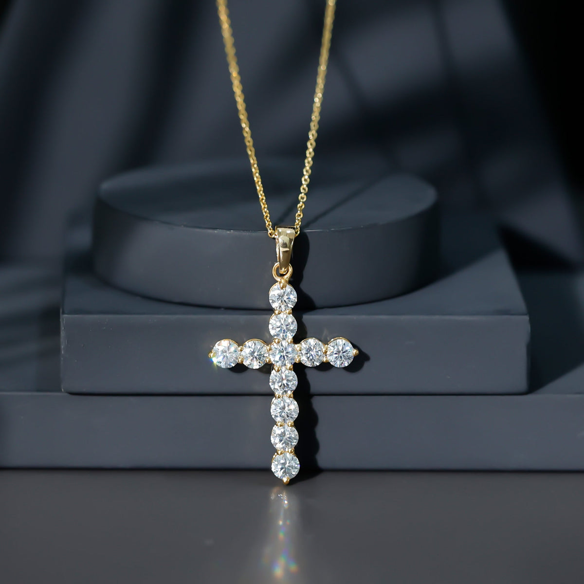 Lab Grown Diamond Necklace – Elegant Catholic Cross Pendant with Round Cut Diamonds