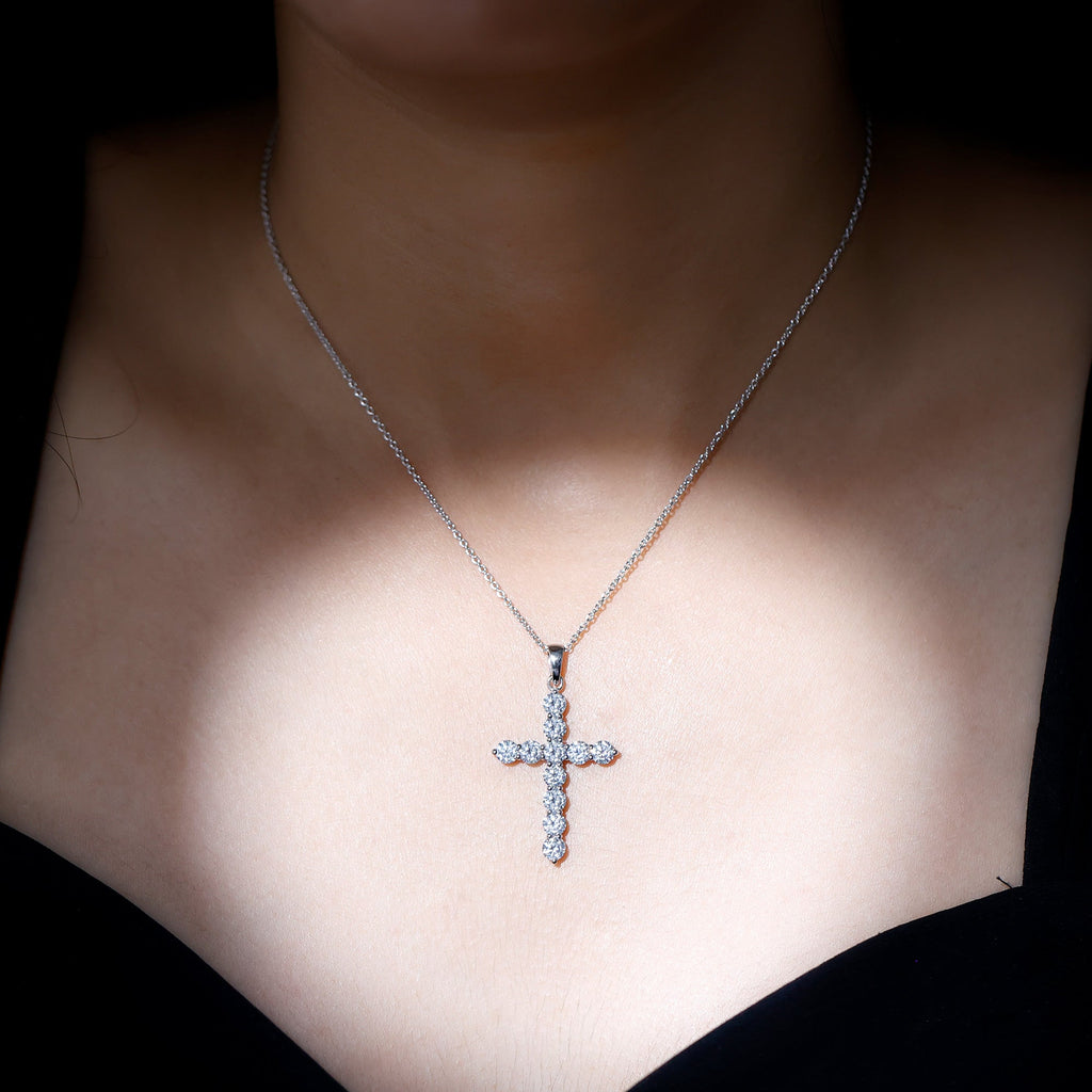 Lab Grown Diamond Necklace – Elegant Catholic Cross Pendant with Round Cut Diamonds