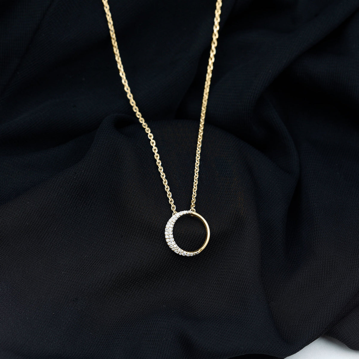 Lab Grown Diamond Necklace – Open Circle Pendant With Pave Set Diamonds