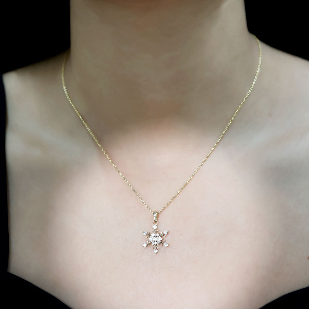 Lab Grown Diamond Necklace – Snowflake Pendant Gift With Round Cut Diamonds