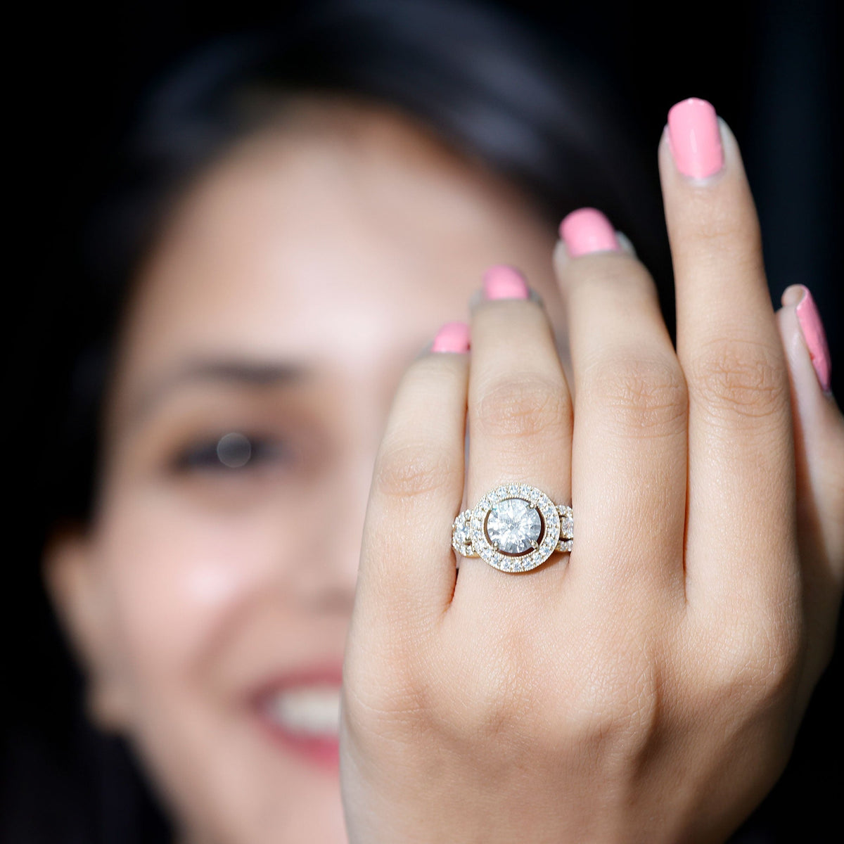 Lab Grown Diamond Ring – Vintage Engagement Ring With 2 Carat Round Cut Diamond