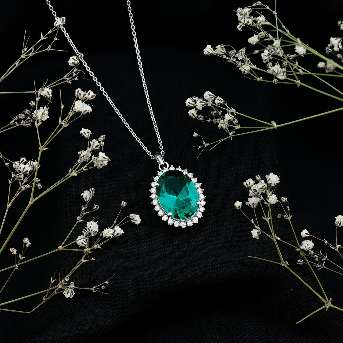Lab Grown Emerald Necklace – 14 Carat Oval Halo Pendant With Silver Chain