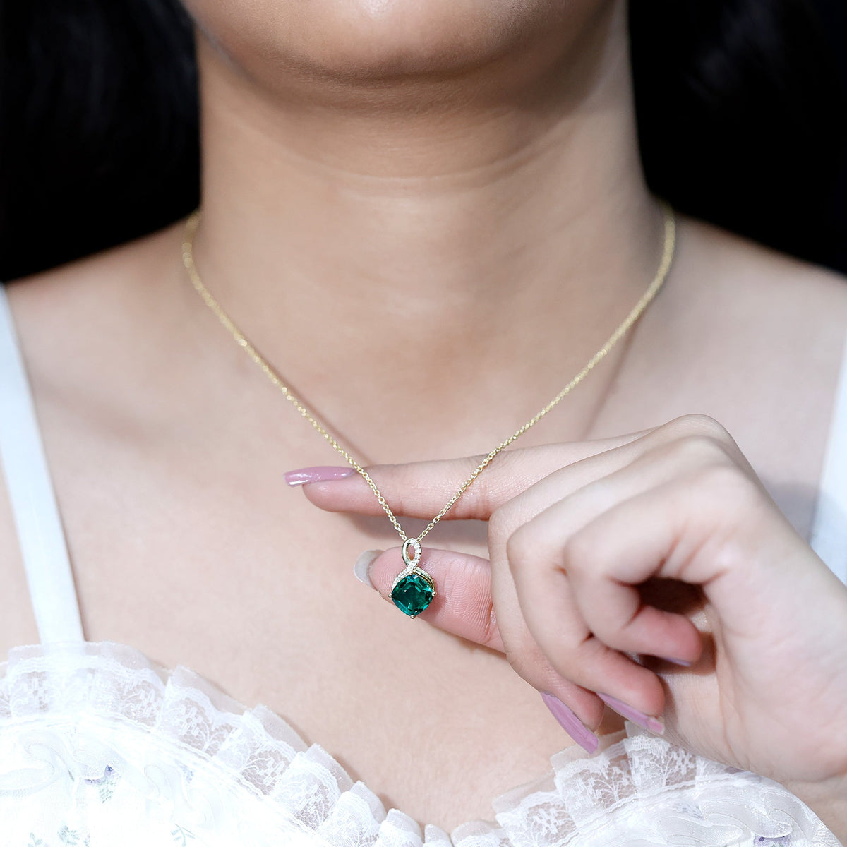 Lab Grown Emerald Necklace – 2 Carat Cushion Cut Emerald Pendant With Diamond Infinity