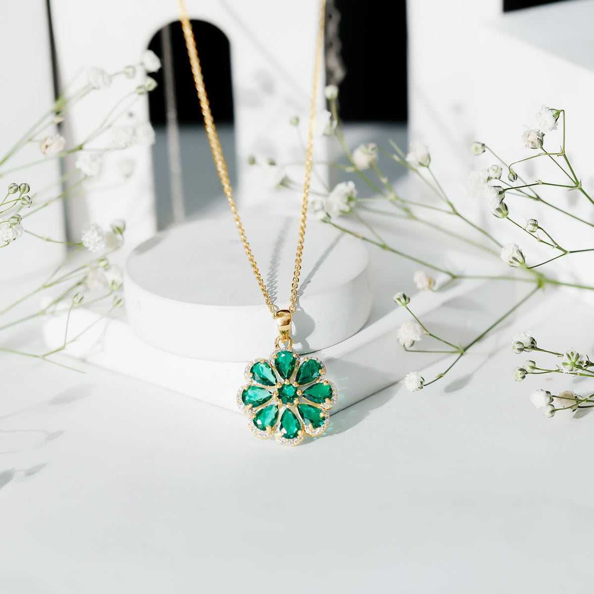 Lab Grown Emerald Necklace – Floral Pendant Chain with Moissanite Halo Sparkle