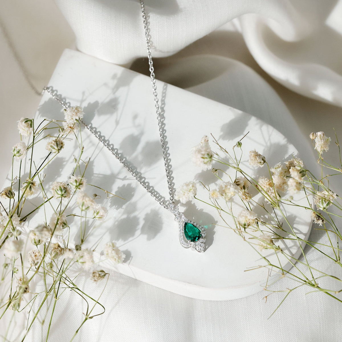 Lab Grown Emerald Necklace – Vintage Inspired Bridal Necklace with Pear Cut Pendant