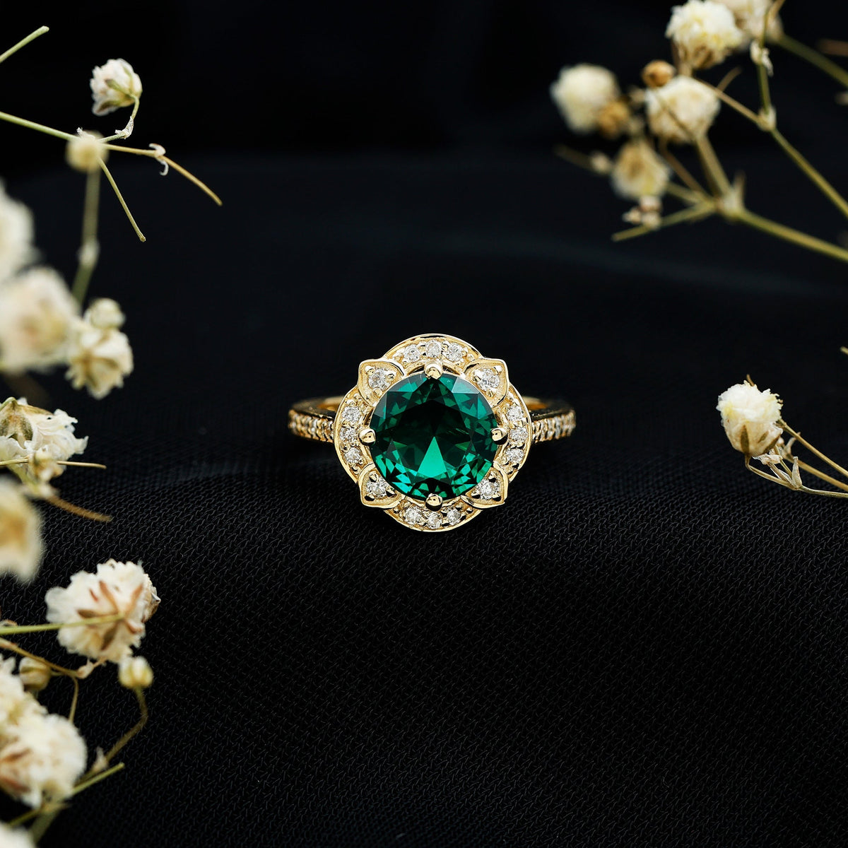 Lab Grown Emerald Ring – 2 Carat Vintage Inspired Engagement Ring with Diamond Halo