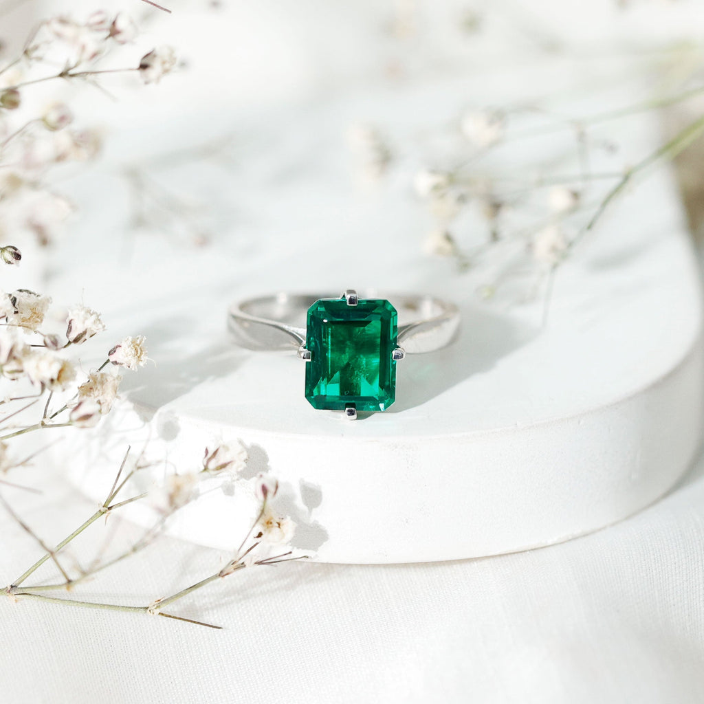 Lab Grown Emerald Ring - 3 Carat Octagon Cut Solitaire Engagement Band With 4 Prong Setting