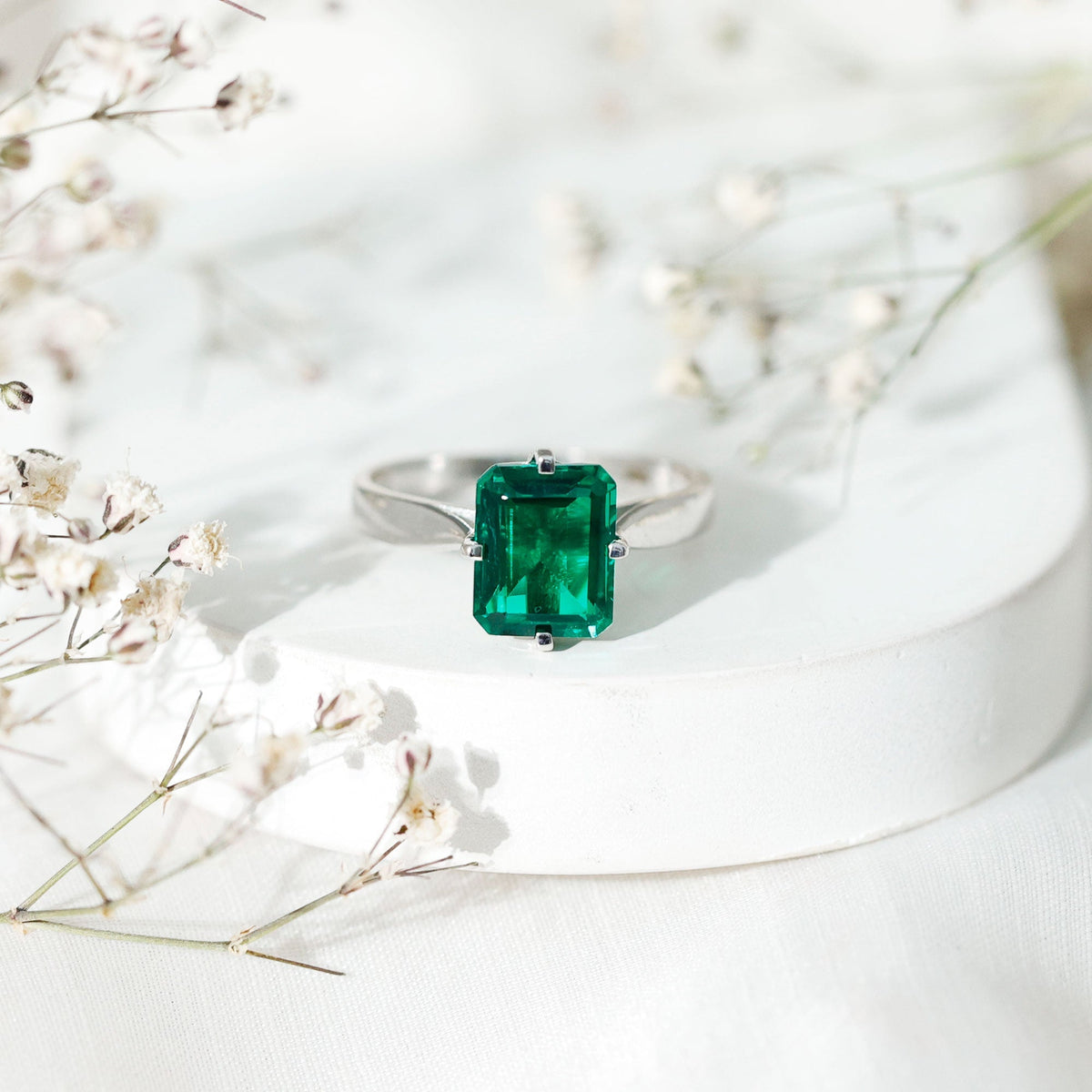 Lab Grown Emerald Ring - 3 Carat Octagon Cut Solitaire Engagement Band With 4 Prong Setting