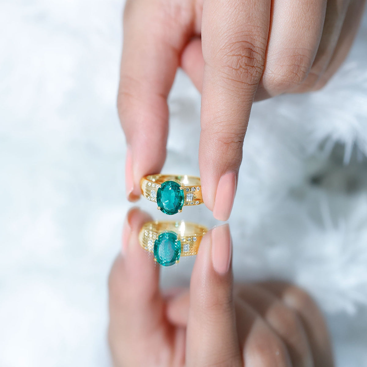Lab Grown Emerald Ring – 3 Carat Oval Cut Engagement Ring with Diamonds