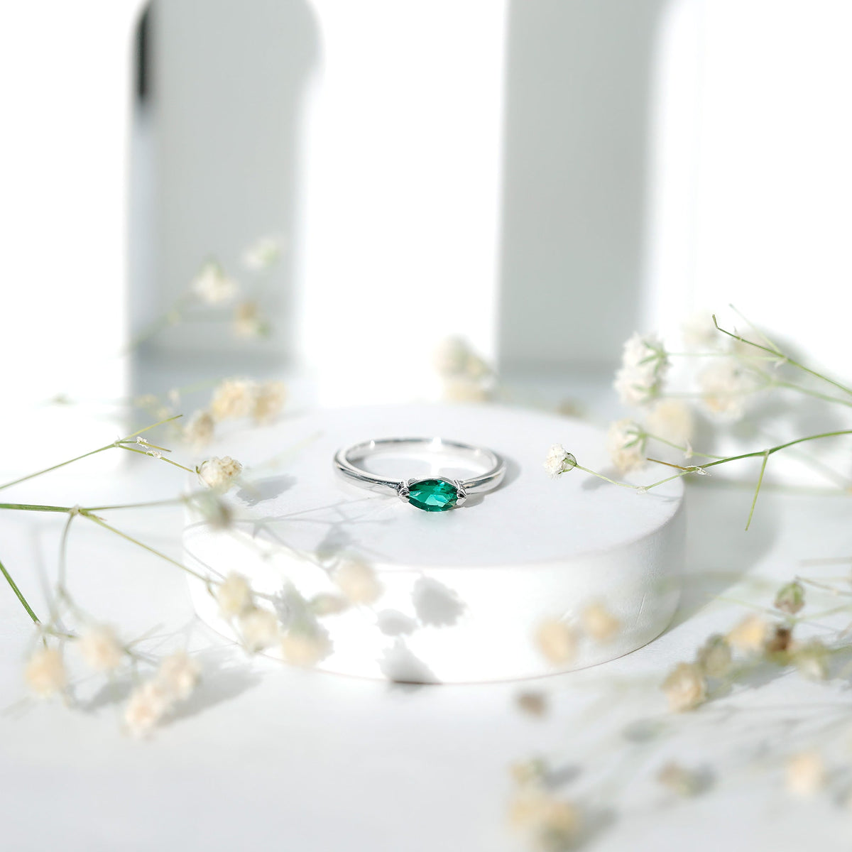 Lab Grown Emerald Ring – 4x8 MM Marquise East West Style Rose Gold Band