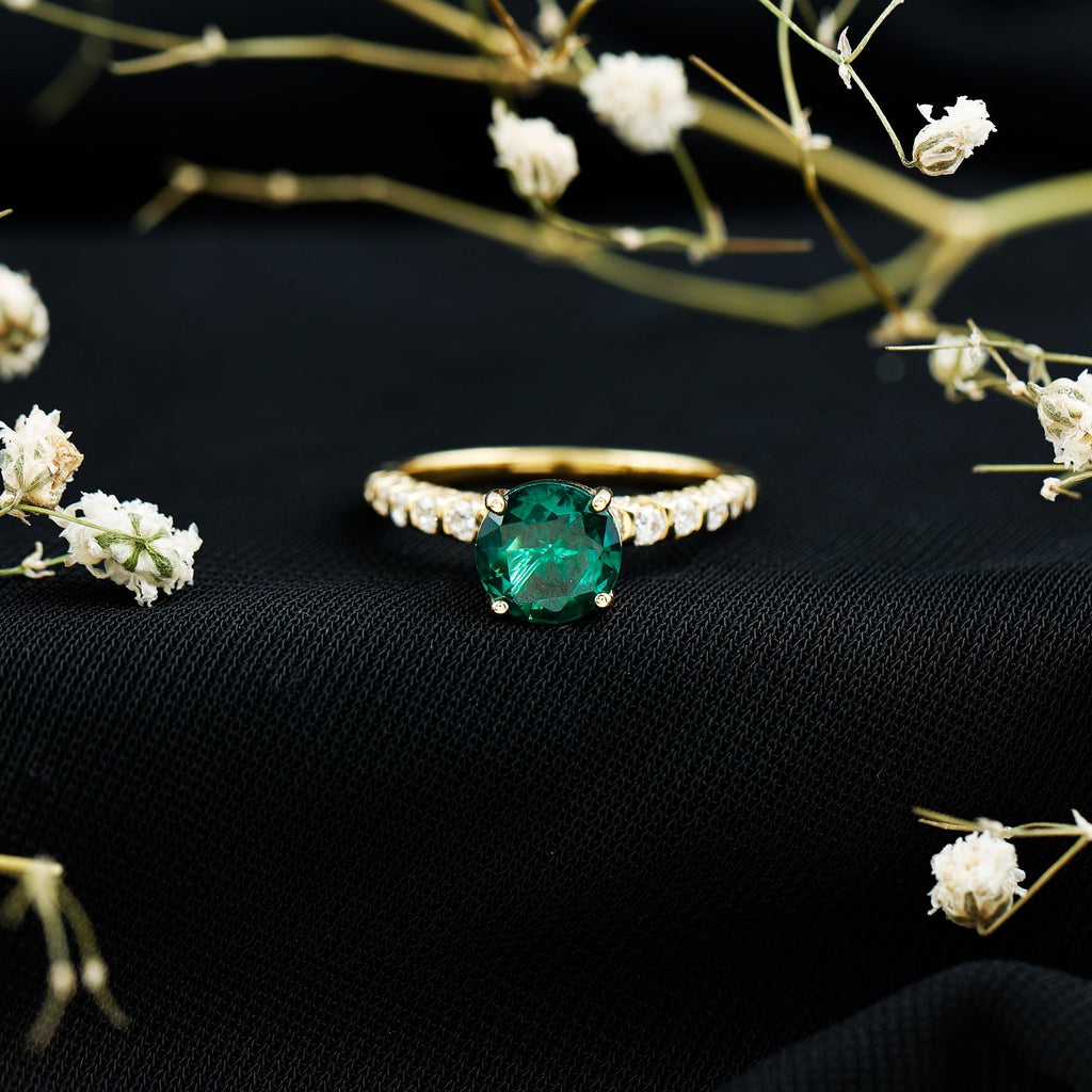 Lab Grown Emerald Ring – 7MM Round Solitaire Style with Graduated Diamond Band