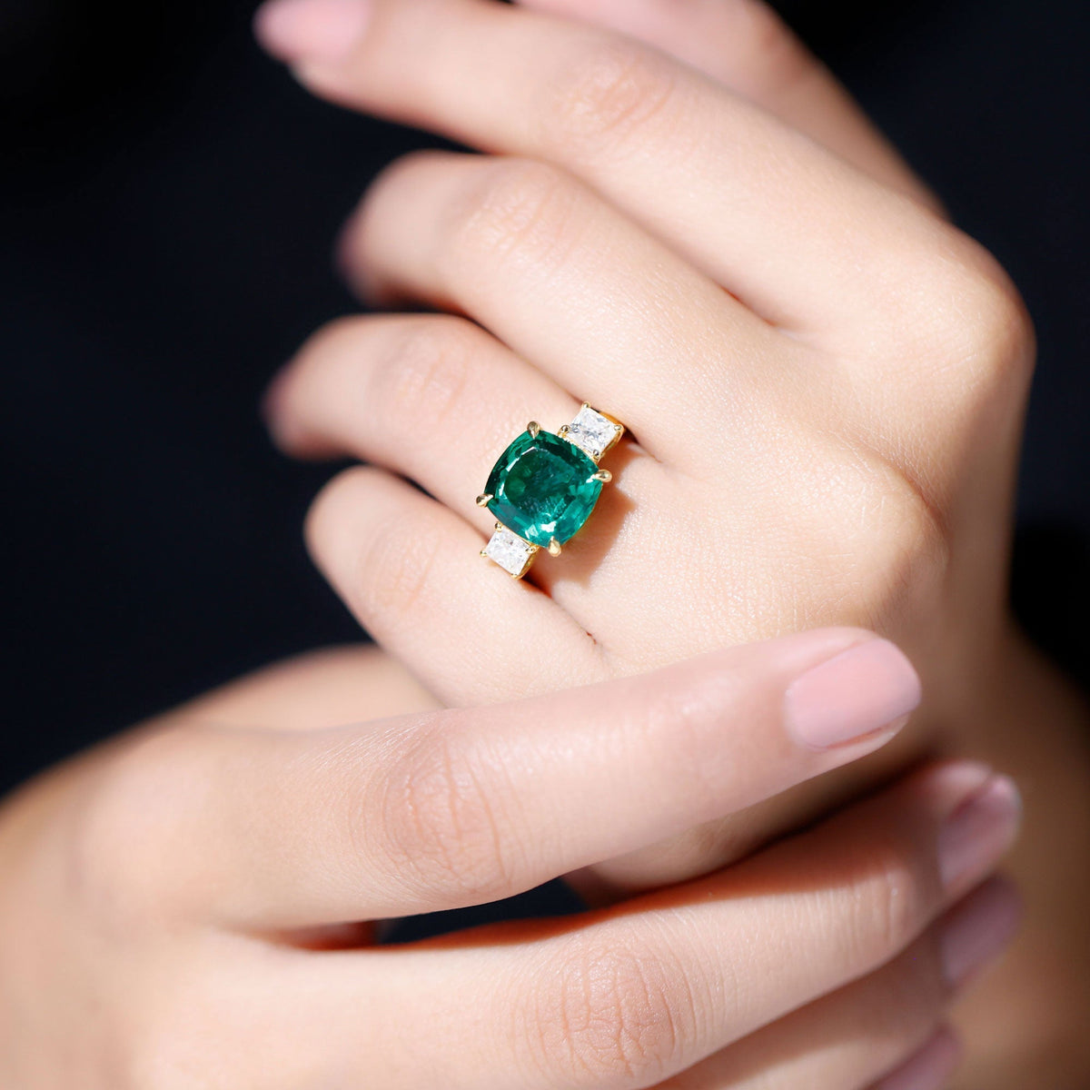 Lab Grown Emerald Ring – Cushion Cut Emerald Engagement Band with Moissanite Accent Stones