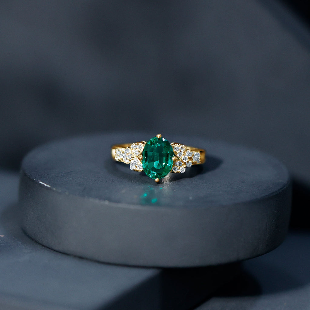 Lab Grown Emerald Ring – Designer Engagement Ring With Oval AAA Quality Emerald