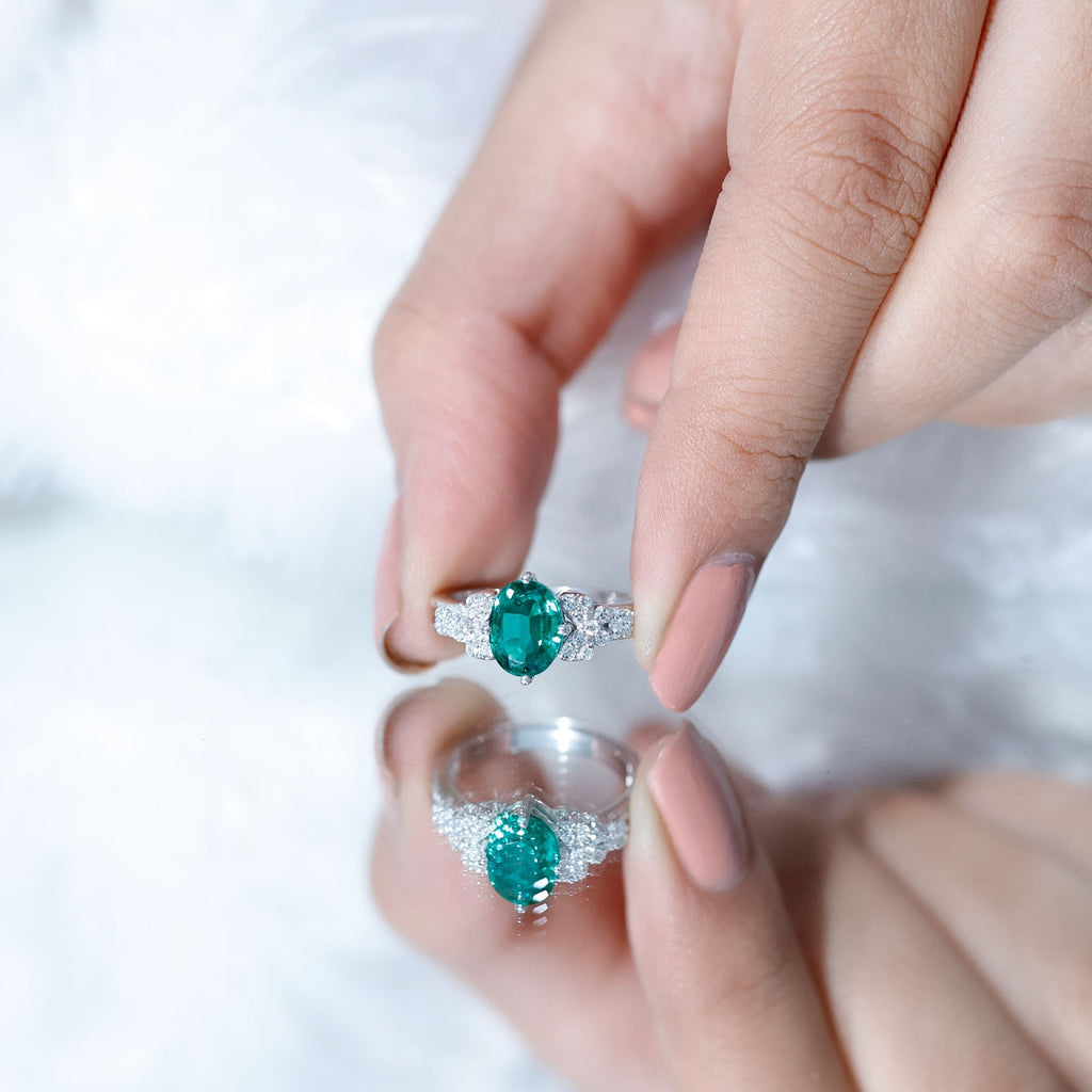 Lab Grown Emerald Ring – Designer Engagement Ring With Oval AAA Quality Emerald