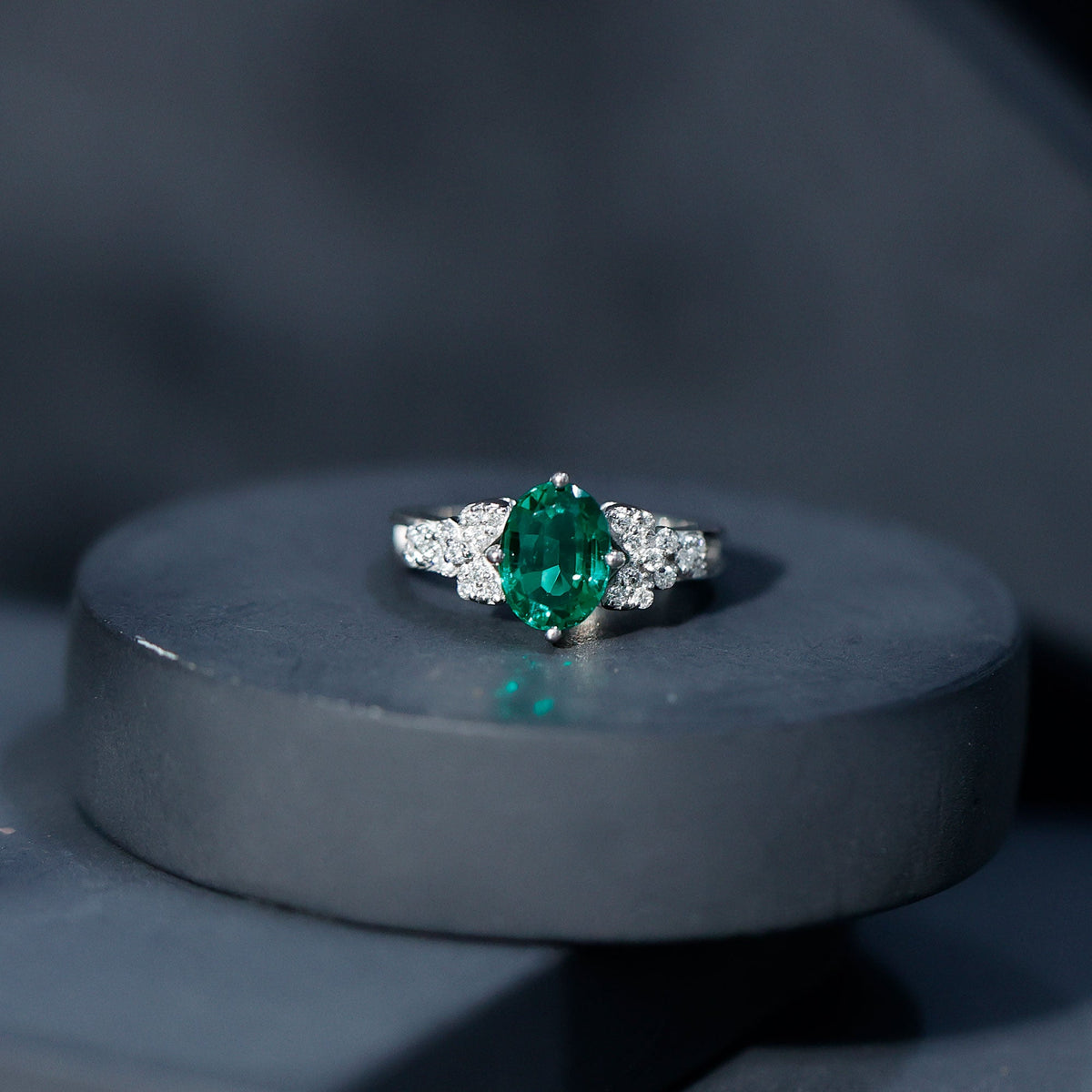 Lab Grown Emerald Ring – Designer Engagement Ring With Oval AAA Quality Emerald