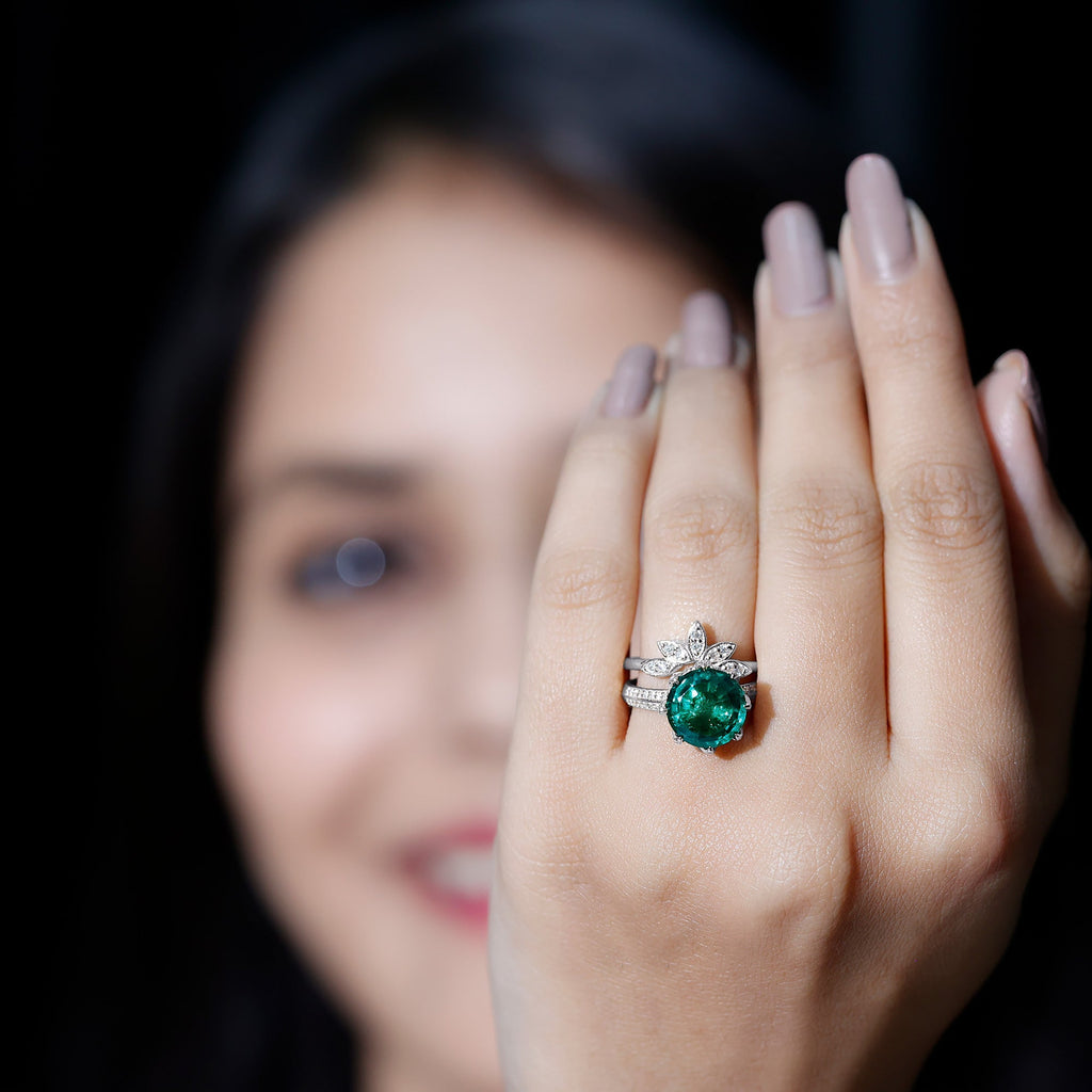 Lab Grown Emerald Ring – Floral Bridal Set With Moissanite Enhancer & AAA Quality